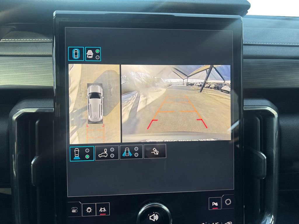 Used 2025 GMC Acadia Elevation w/ Black Edition image 27