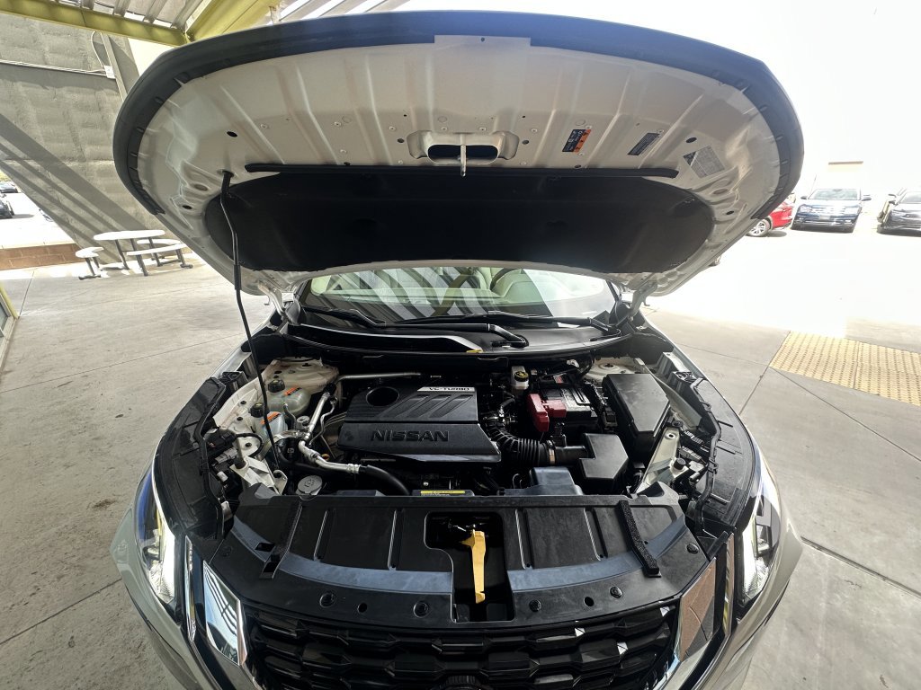 Used 2023 Nissan Rogue SL FWD image 43