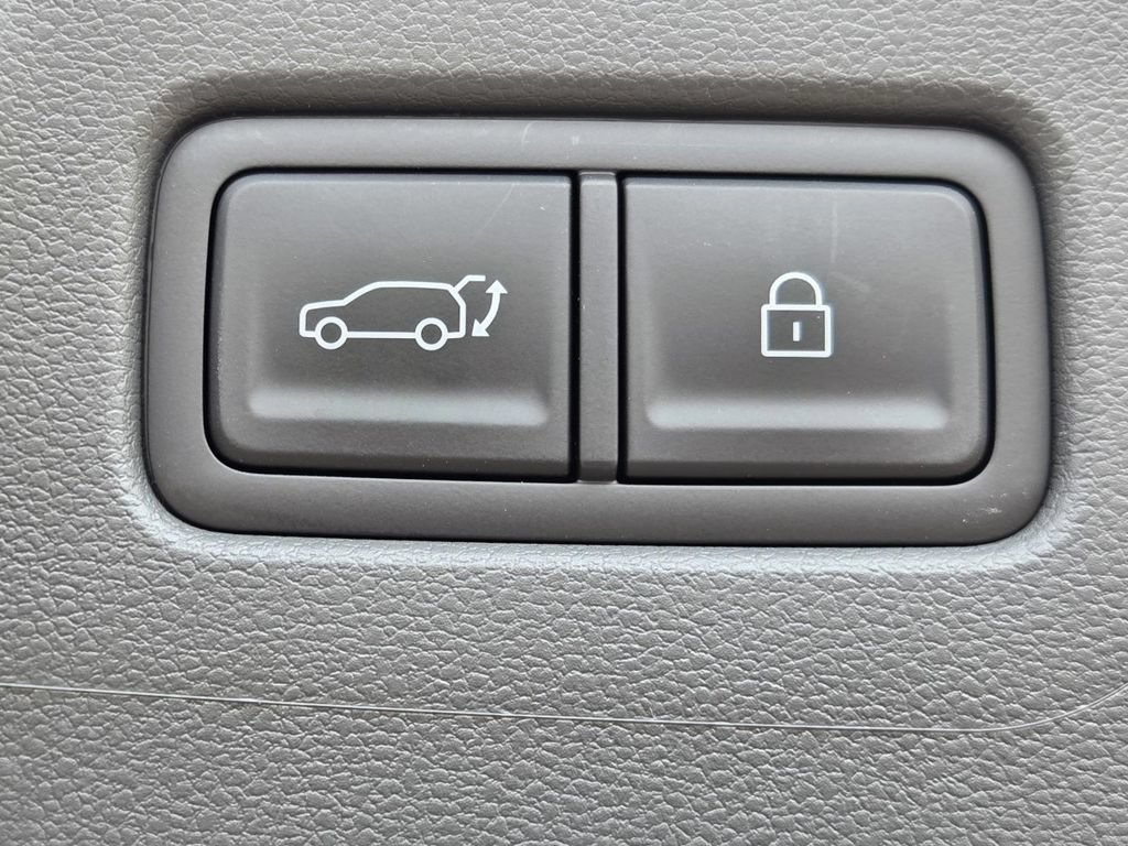 New 2027 Hyundai Santa Fe SEL FWD image 7