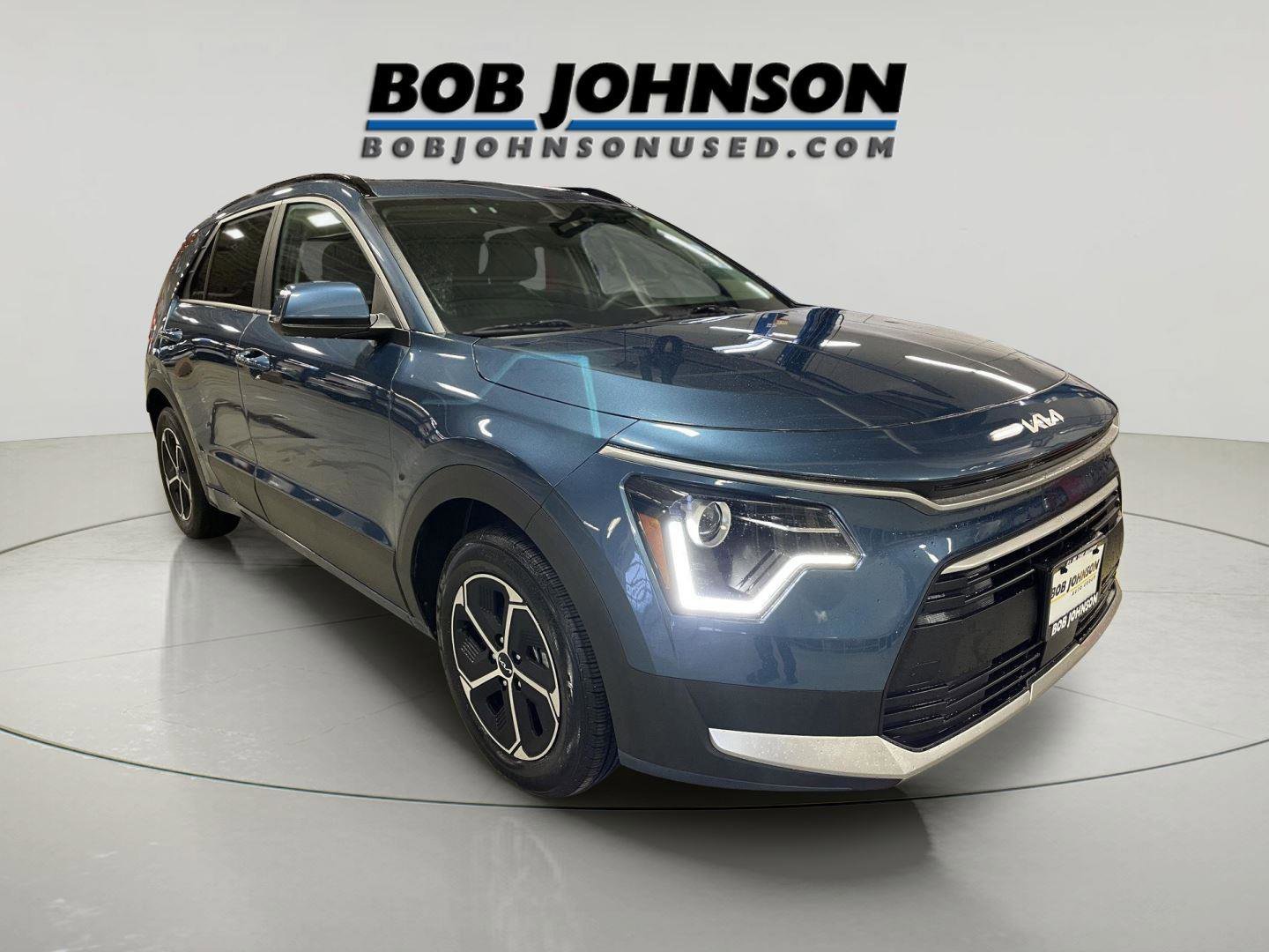 Used 2025 Kia Niro EX image 1