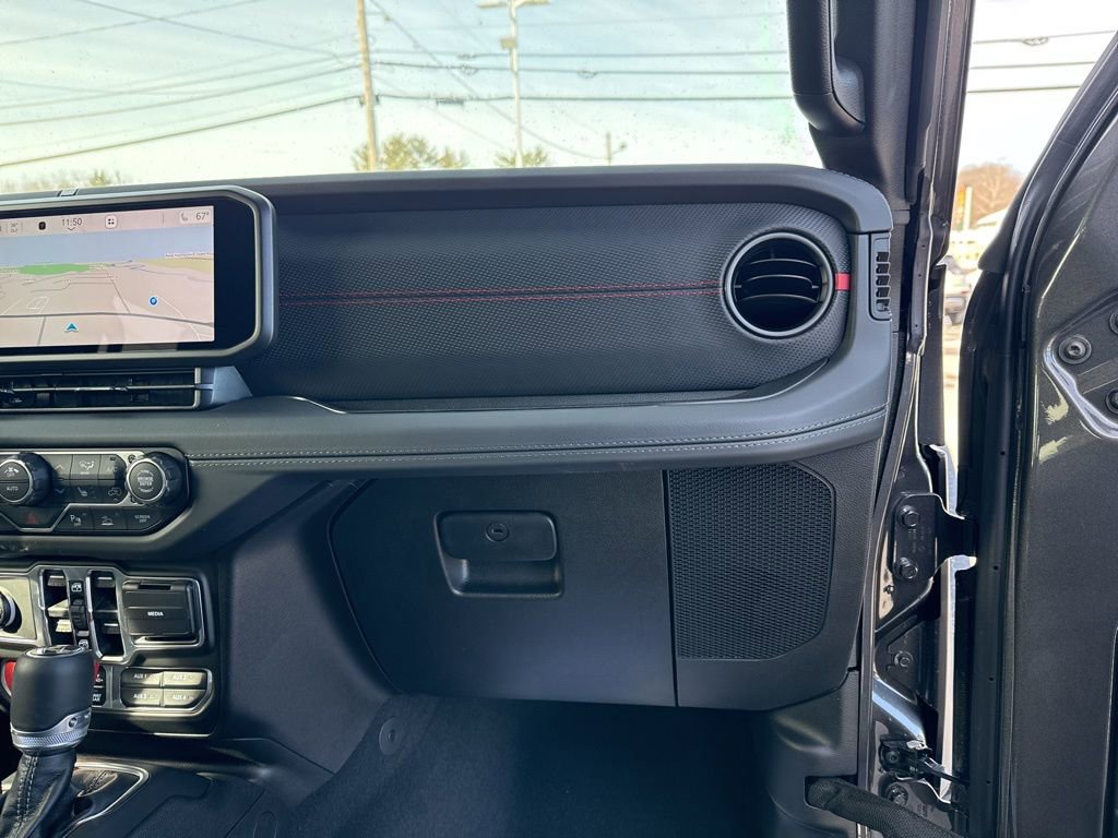 New 2026 Jeep Wrangler Unlimited Rubicon 392 image 31