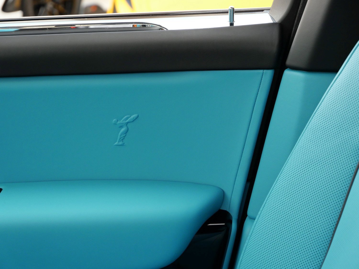 Used 2024 Rolls-Royce Cullinan image 26