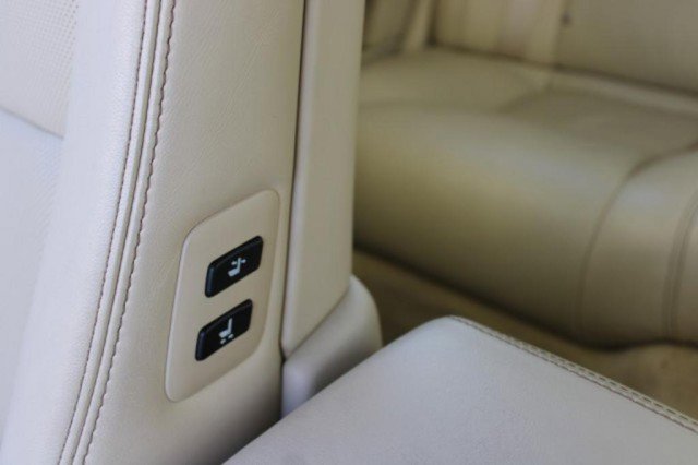 Used 2015 Lexus LS 460 w/ Comfort Package image 36