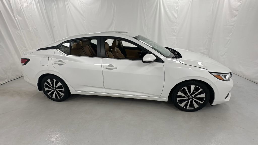 Used 2023 Nissan Sentra SV w/ SV Premium Package image 2
