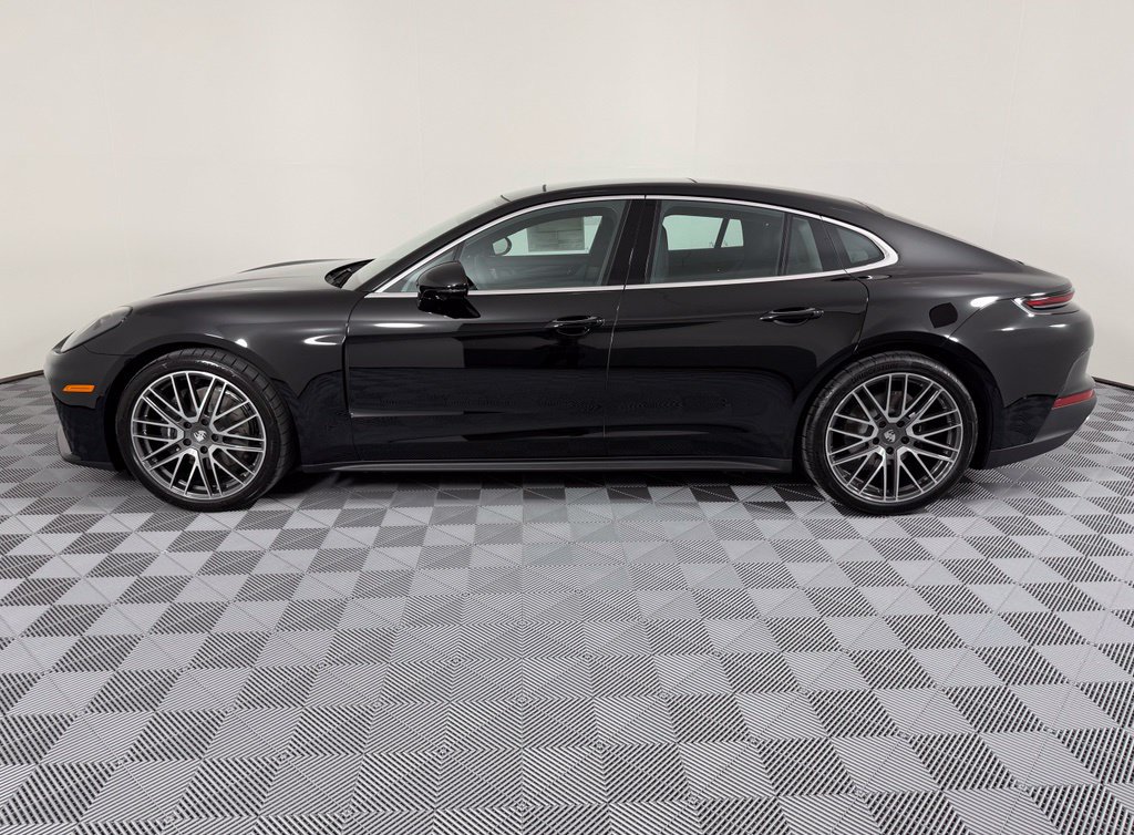 New 2026 Porsche Panamera RWD image 2