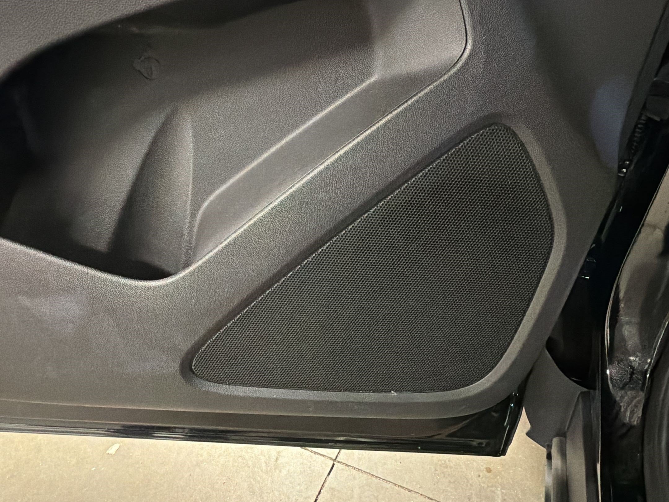 Used 2023 Chevrolet Equinox LS FWD image 25
