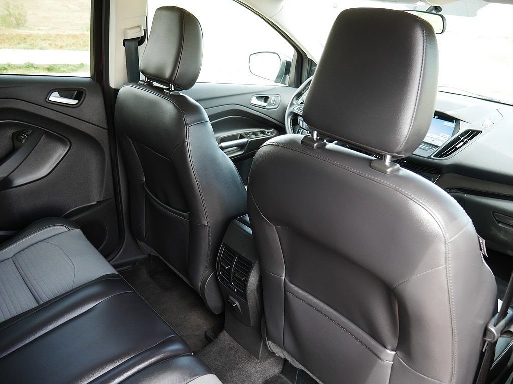 Used 2019 Ford Escape SE AWD/4WD image 48