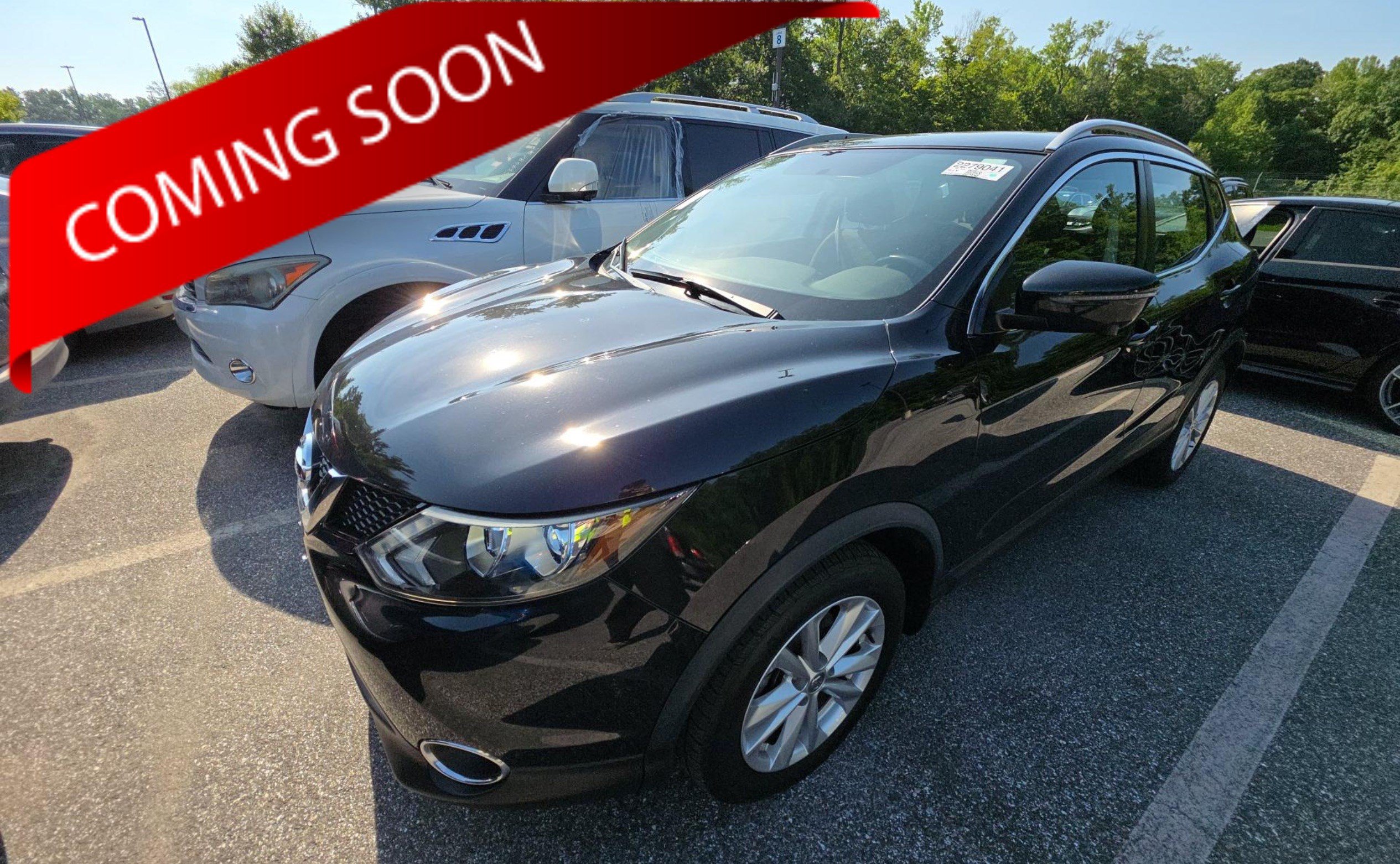 Used 2017 Nissan Rogue Sport SV w/ SV Premium Package AWD/4WD image 1