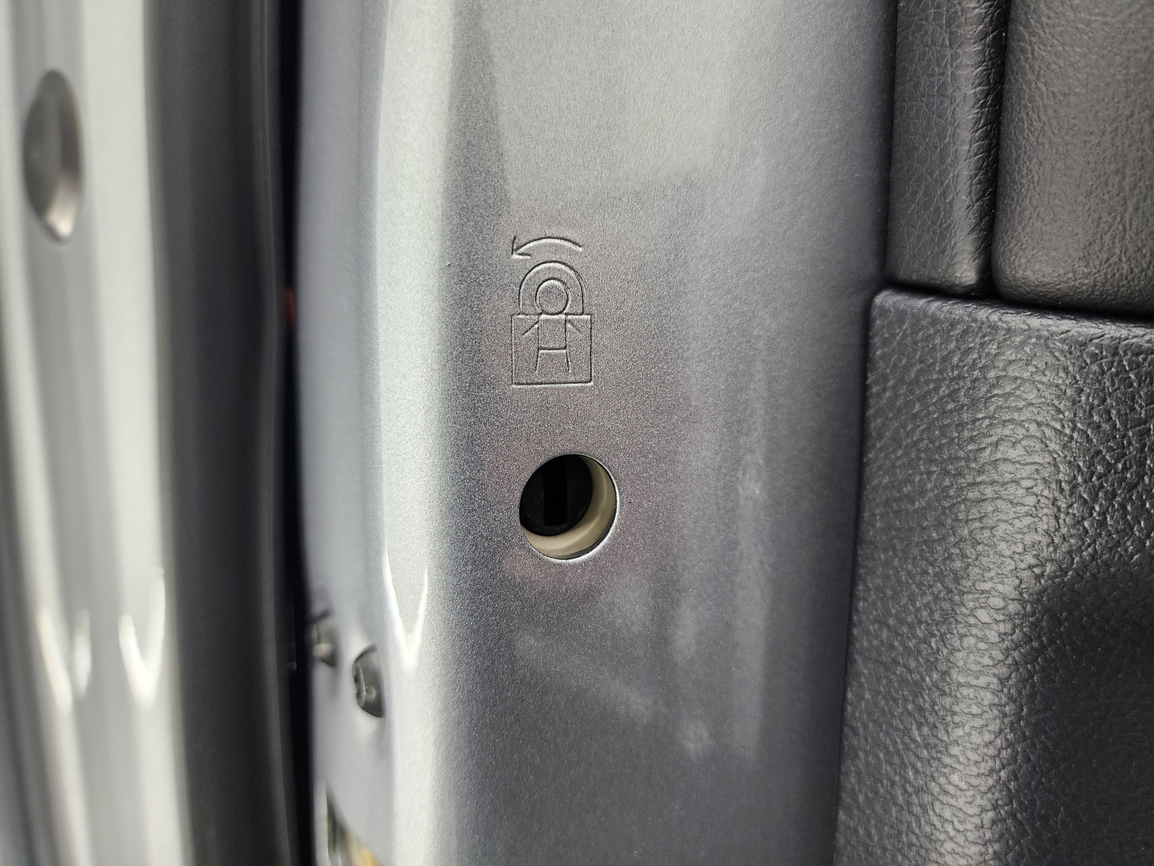 Used 2022 Ford F250 Platinum w/ Tremor Off-Road Package image 43