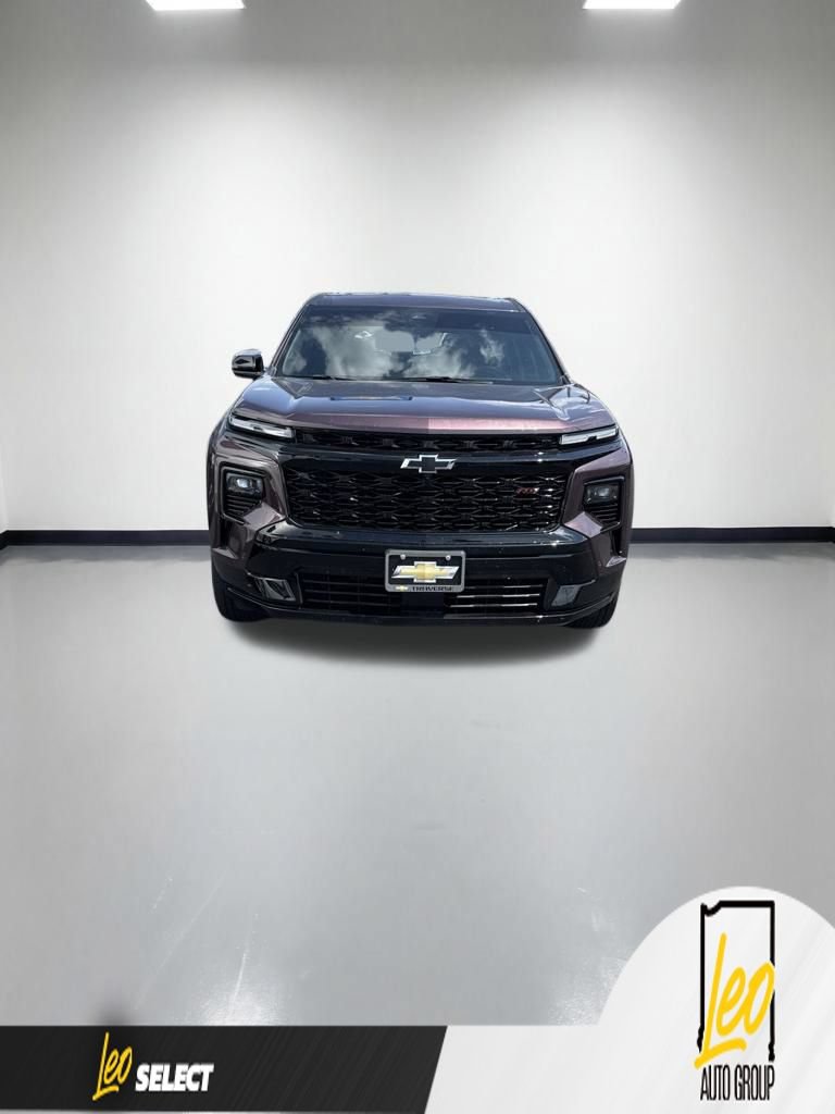 Used 2024 Chevrolet Traverse RS w/ LPO, Floor Liner Package AWD/4WD image 2