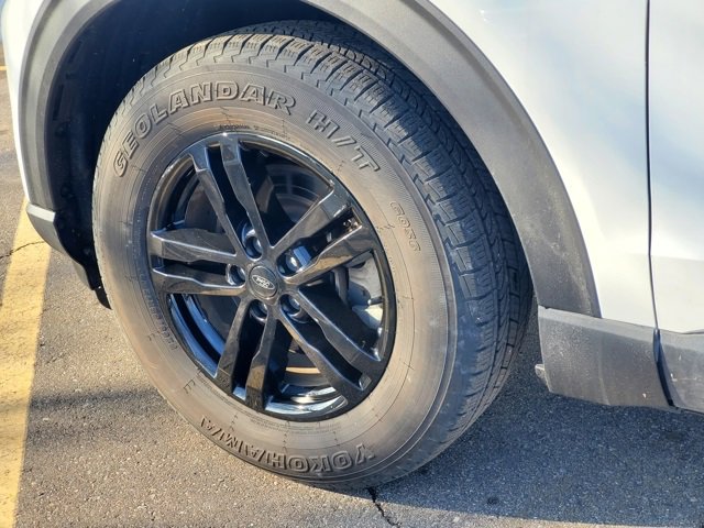 Used 2020 Ford Explorer XLT image 33