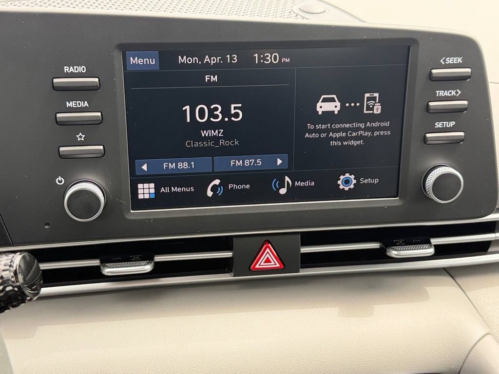 New 2026 Hyundai Elantra SE FWD image 25
