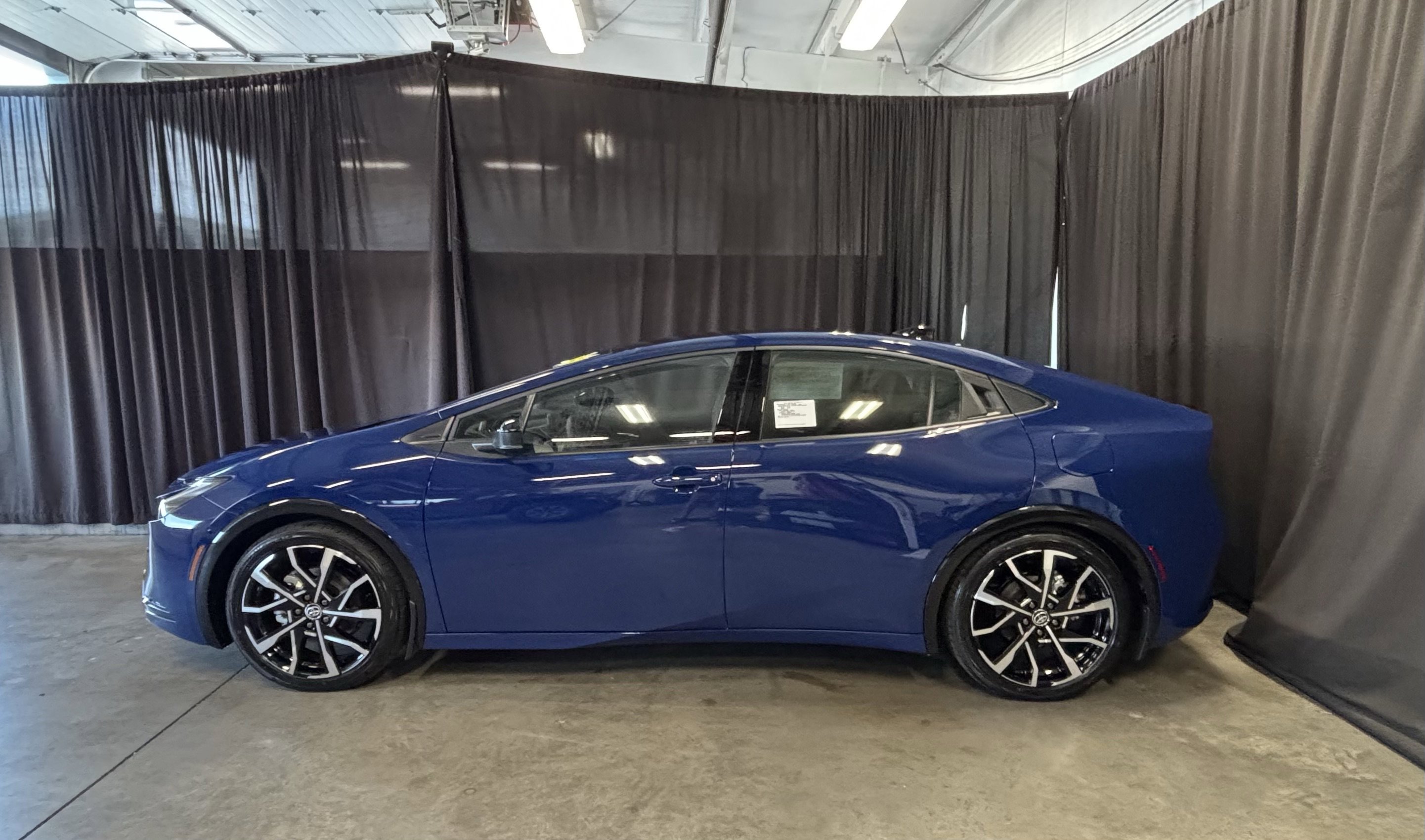 New 2026 Toyota Prius Plug-In Hybrid image 2