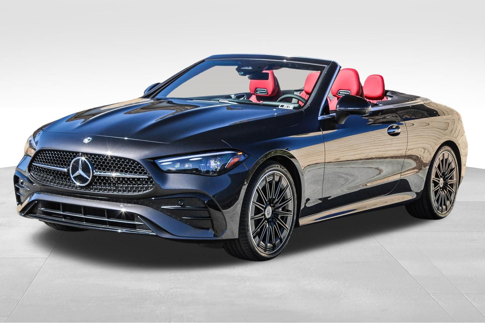 New 2026 Mercedes-Benz CLE 450 4MATIC Cabriolet image 3