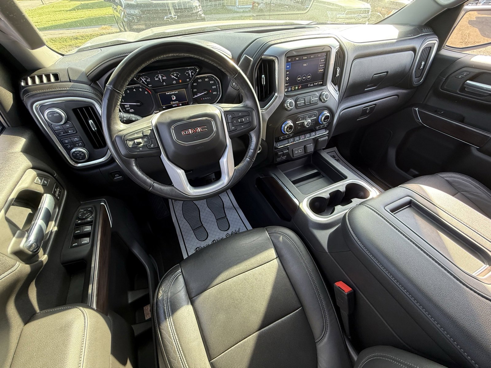 Used 2020 GMC Sierra 1500 SLT w/ SLT Premium Package image 16