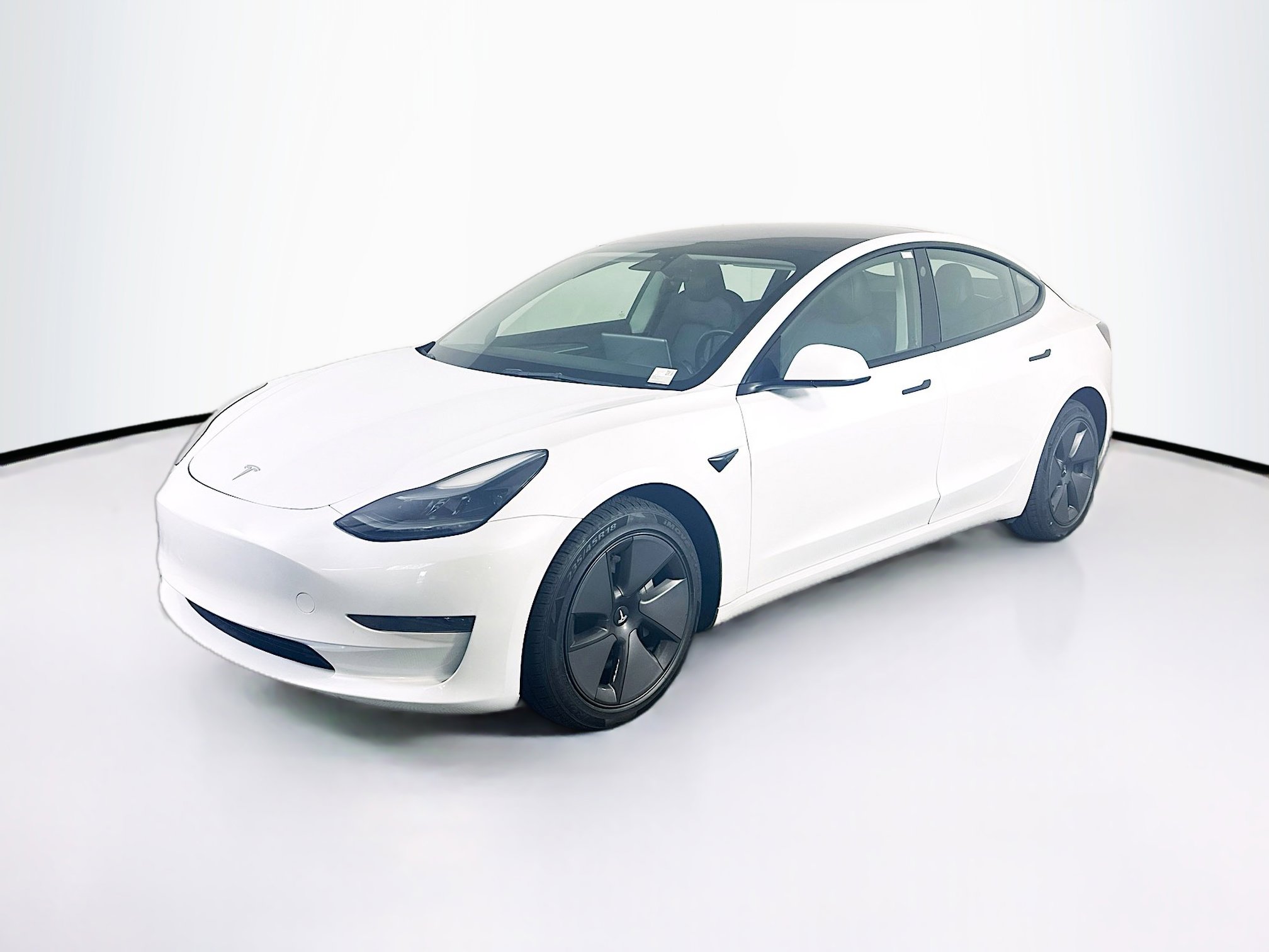Used 2023 Tesla Model 3 Standard Range RWD image 3