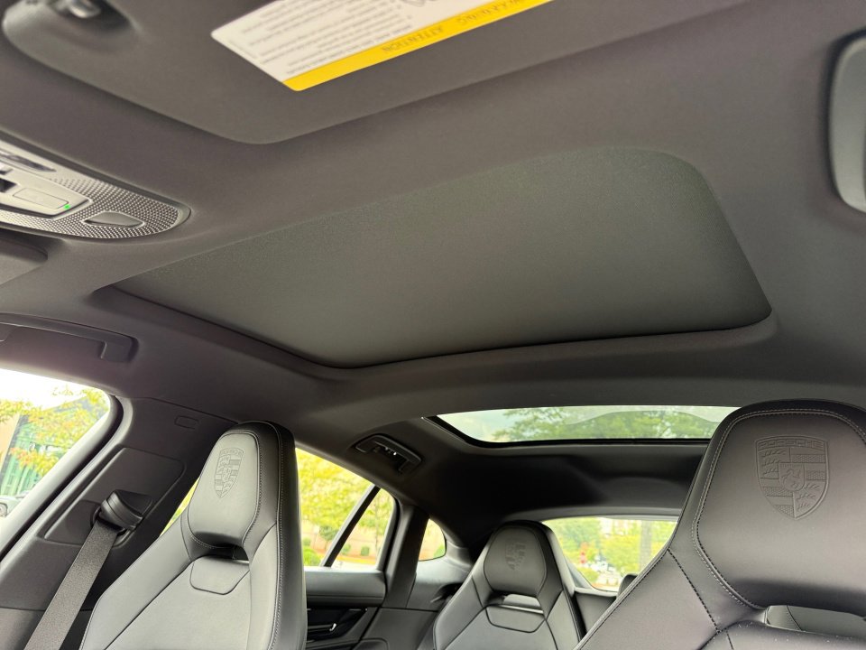 New 2025 Porsche Panamera 4 image 19