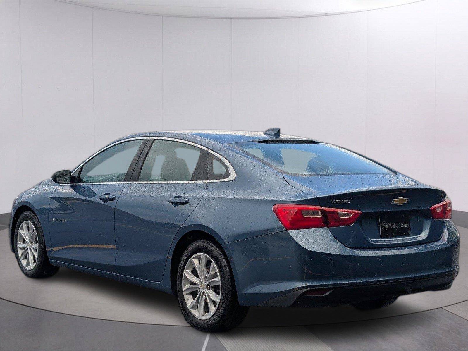 Used 2025 Chevrolet Malibu LT FWD image 3