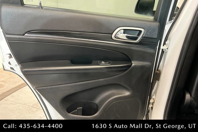Used 2020 Jeep Grand Cherokee Limited w/ Luxury Group II RWD image 18