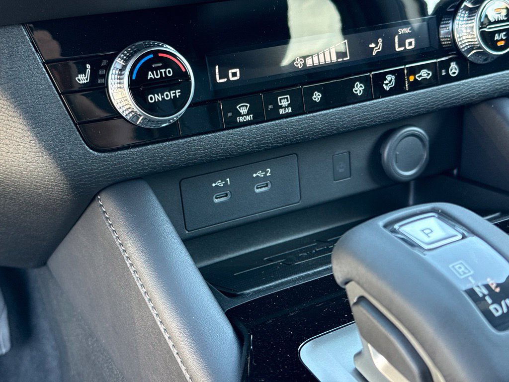 New 2026 Mitsubishi Outlander LE FWD image 28