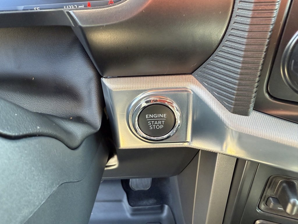 New 2025 Ford F150 Lariat w/ Equipment Group 502A High image 19