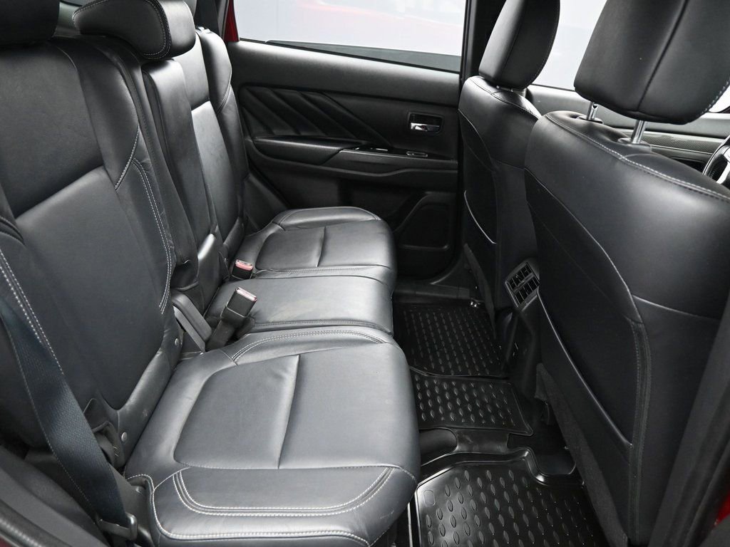 Used 2021 Mitsubishi Outlander SEL image 36