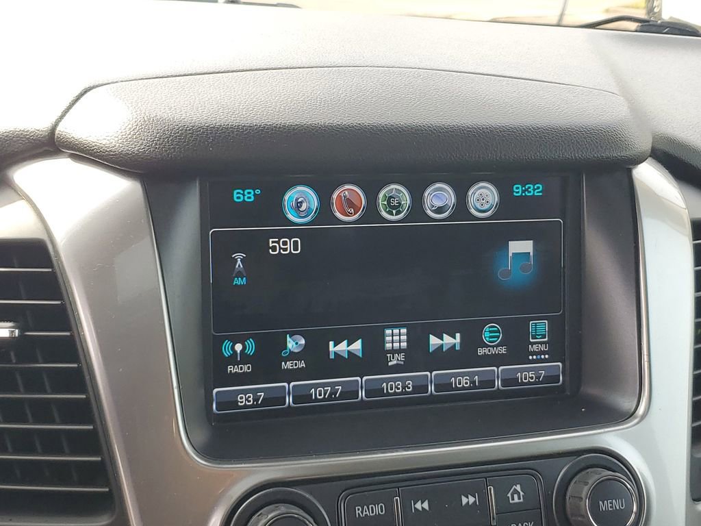 Used 2018 Chevrolet Suburban LT AWD/4WD image 26