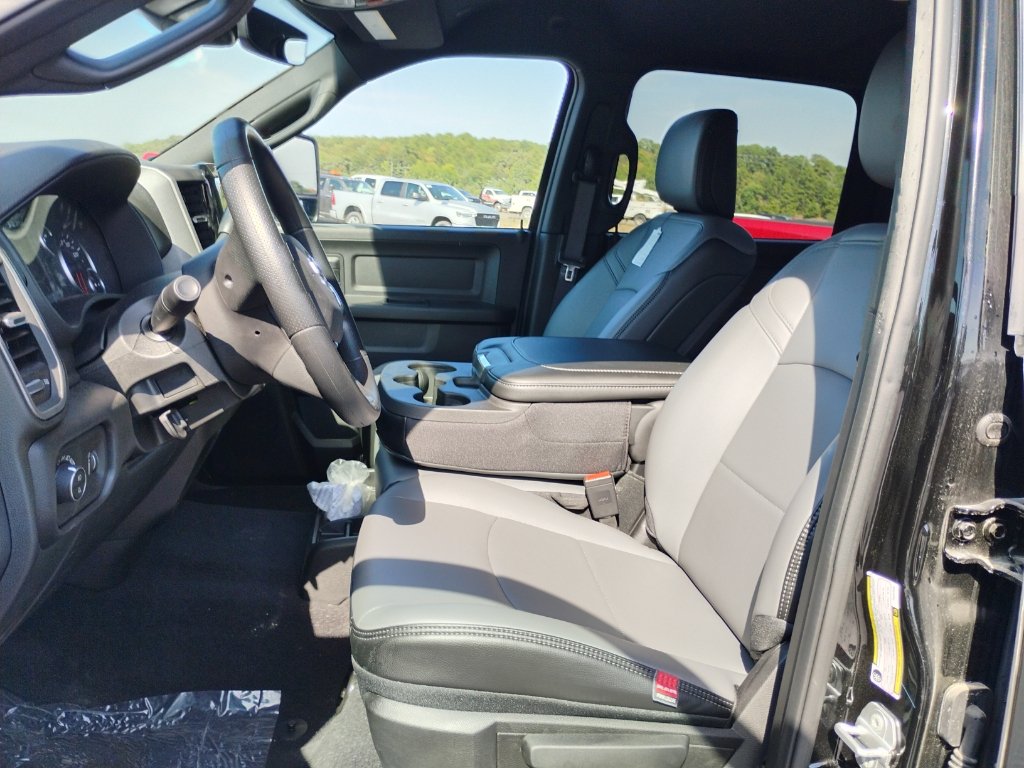 New 2026 RAM 2500 Tradesman AWD/4WD image 22