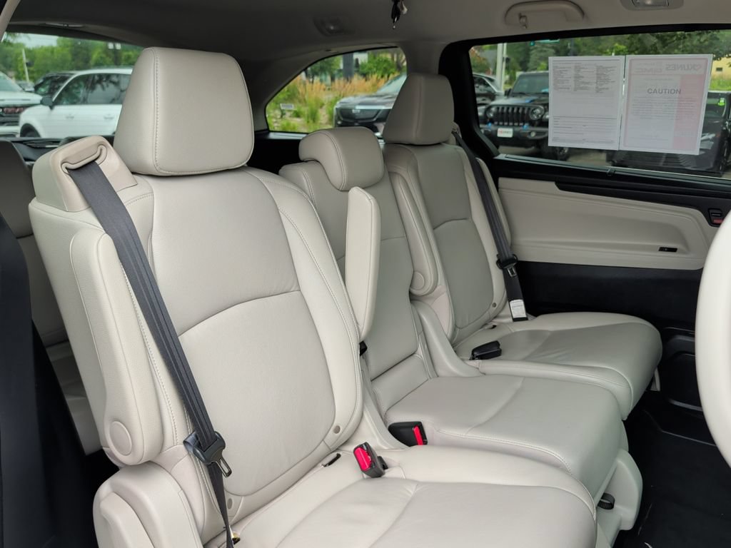 Used 2025 Honda Odyssey EX-L image 35