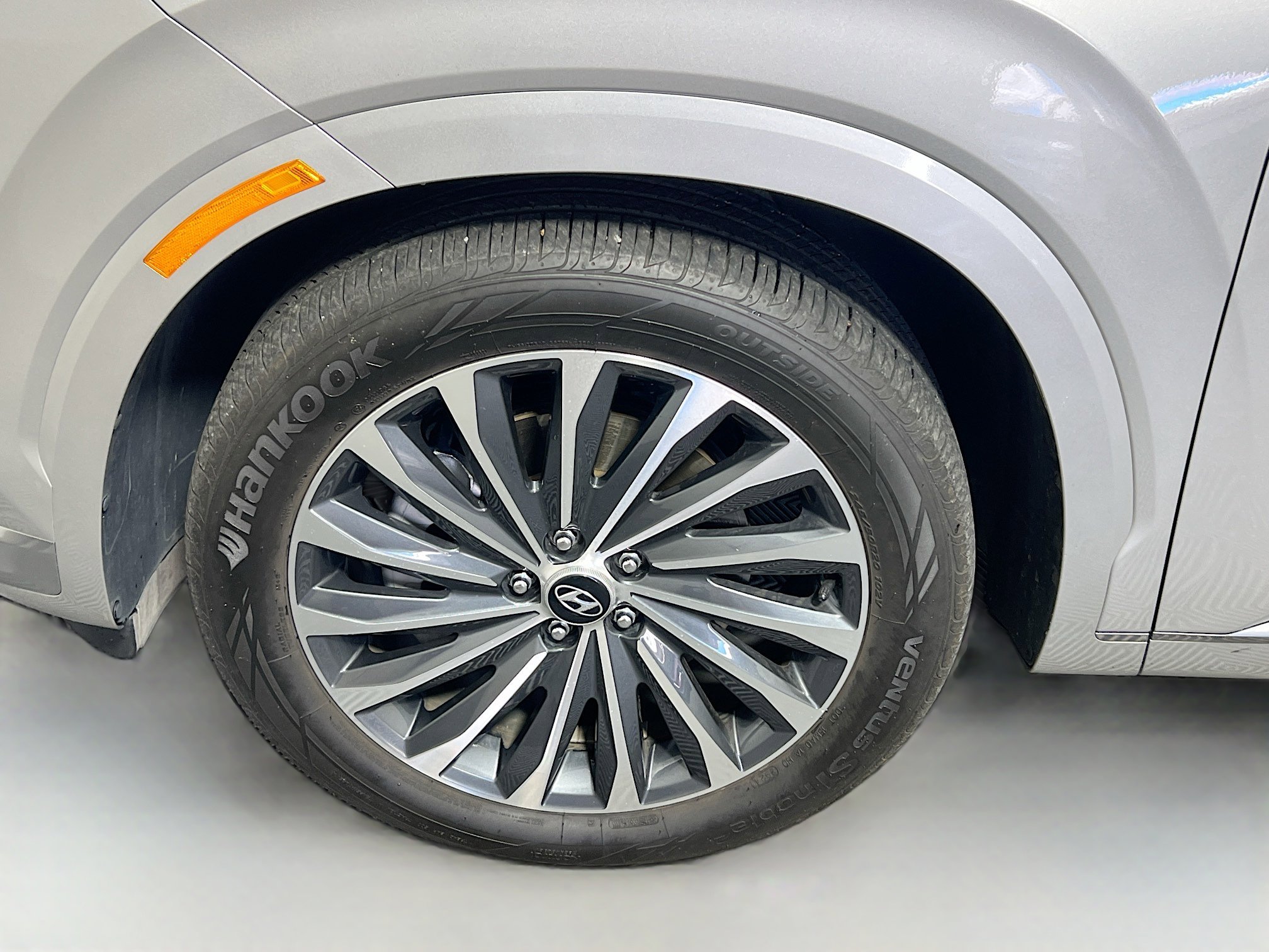 Used 2025 Hyundai Palisade Calligraphy image 13