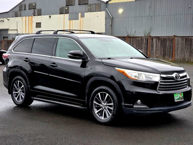 Used 2015 Toyota Highlander LE