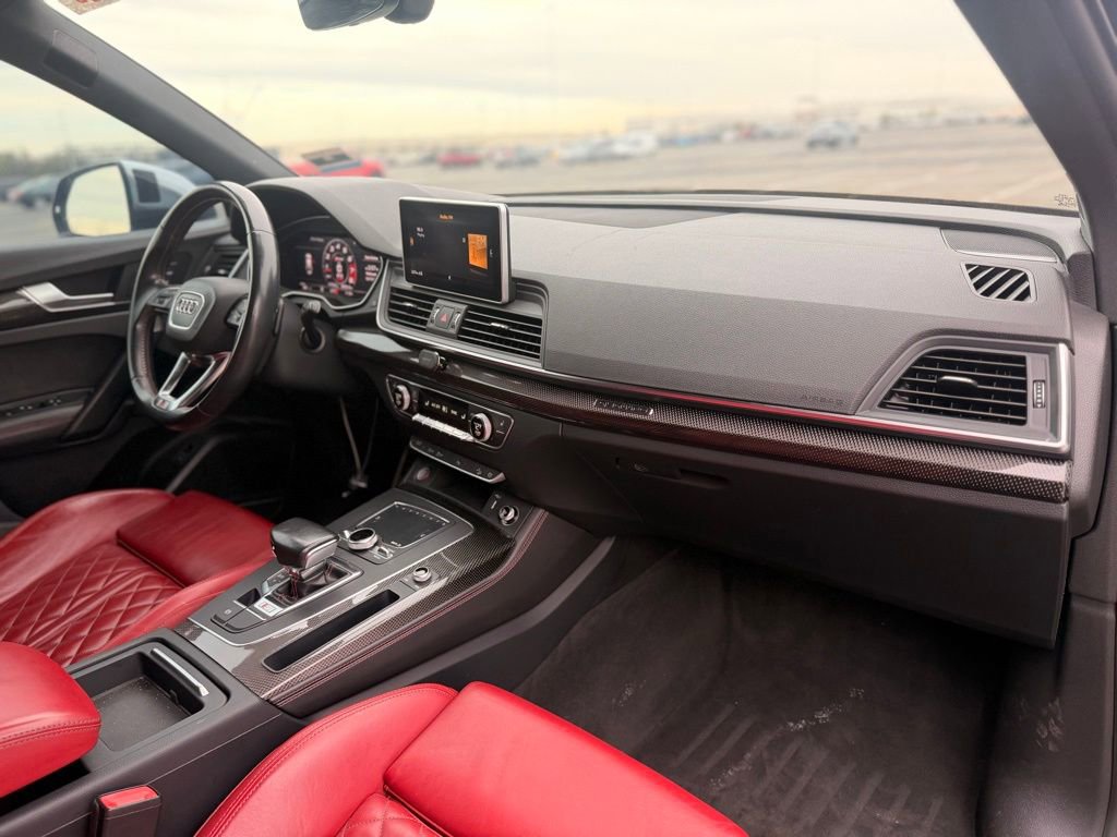 Used 2018 Audi SQ5 Prestige w/ Prestige Package image 9