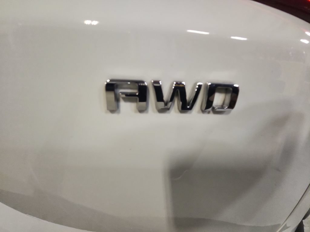 Certified 2024 Chevrolet Blazer EV LT AWD/4WD image 38