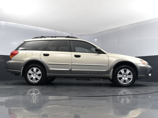 Used 2005 Subaru Outback 2.5i AWD/4WD image 29