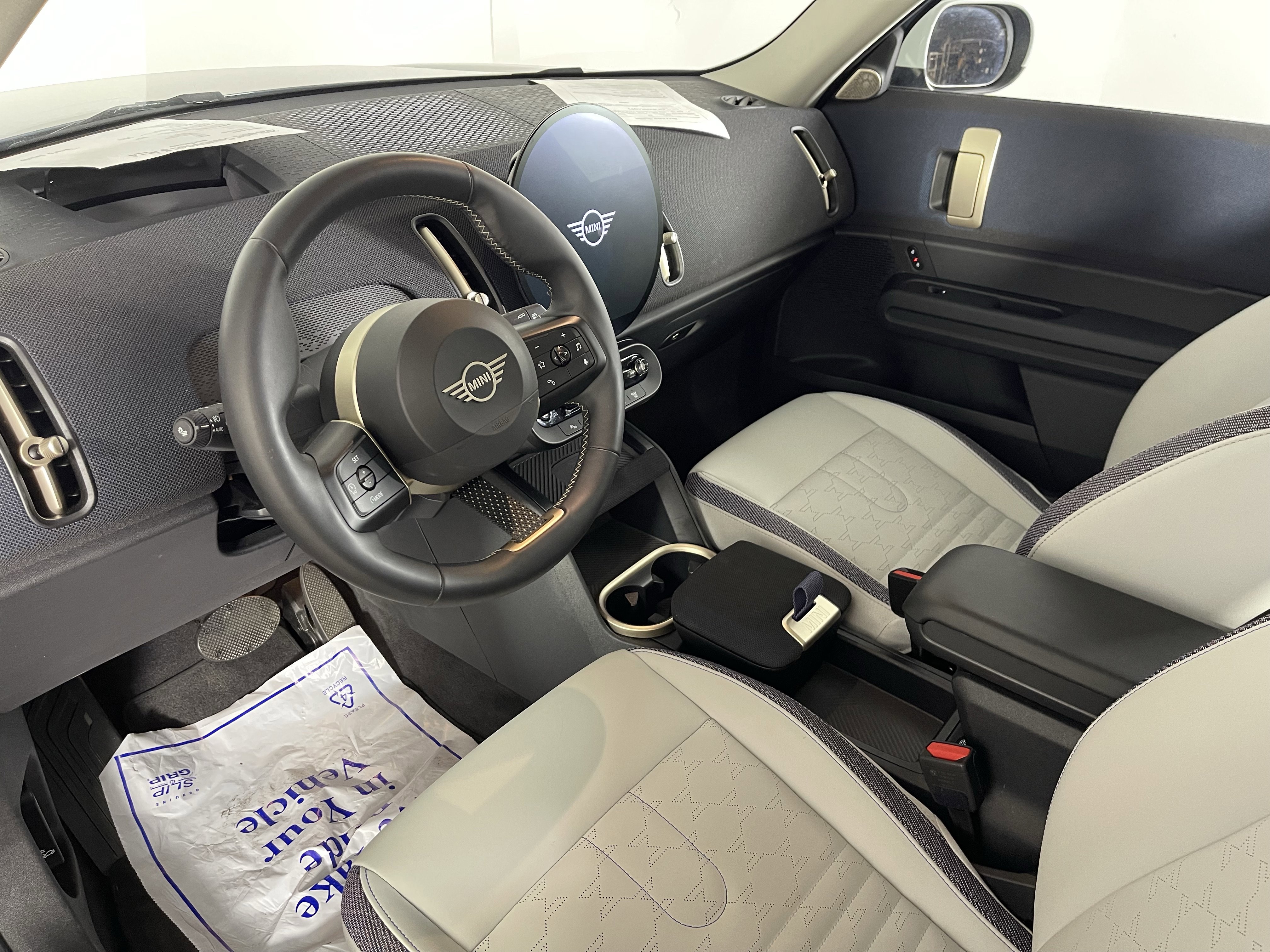 Used 2025 MINI Cooper Countryman S image 11