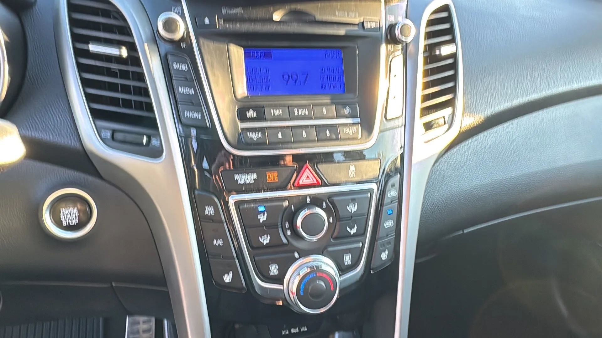 Used 2014 Hyundai Elantra GT w/ Option Group 02 image 7