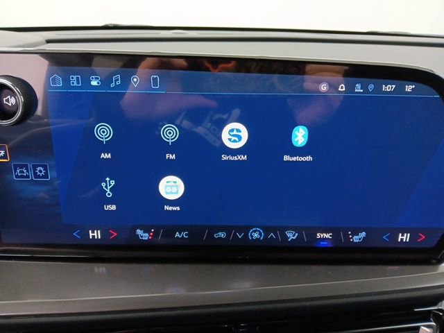 New 2026 Chevrolet Traverse LT w/ LPO, Floor Liner Package image 14