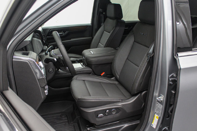 New 2027 GMC Yukon Denali w/ Sun & Power Step Package AWD/4WD image 11