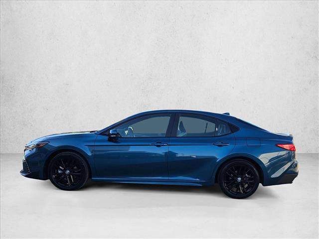 Used 2025 Toyota Camry SE image 9