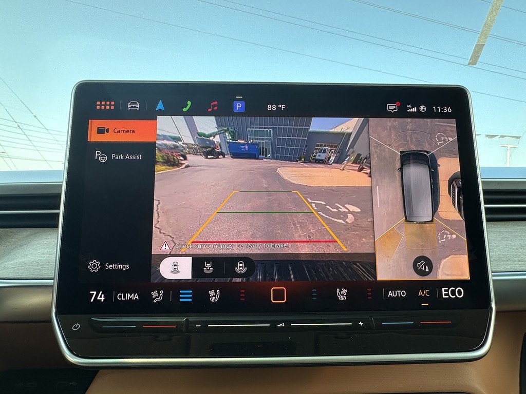 New 2025 Volkswagen ID. Buzz Pro S Plus image 26