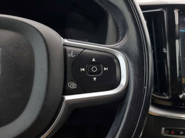 Used 2019 Volvo XC60 T6 Momentum w/ Premium Package AWD/4WD image 25