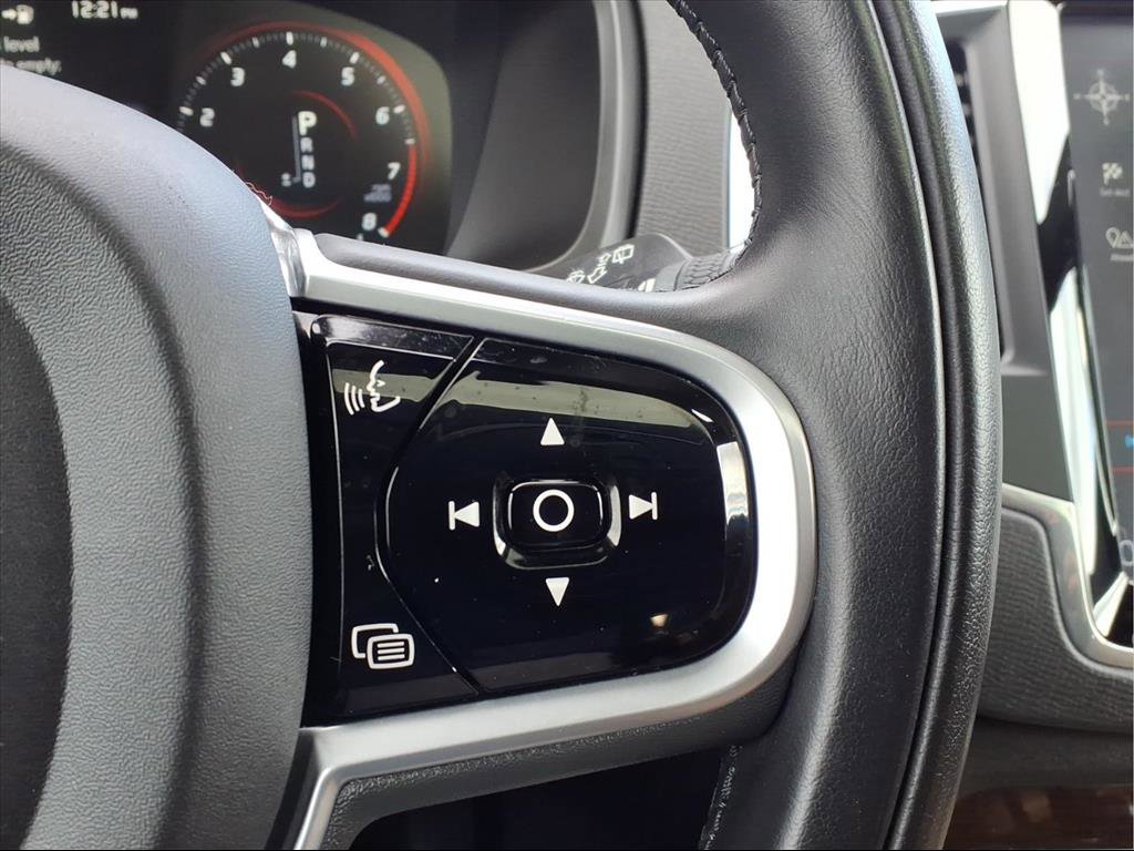 Used 2019 Volvo XC90 T6 Momentum w/ Advanced Package image 18