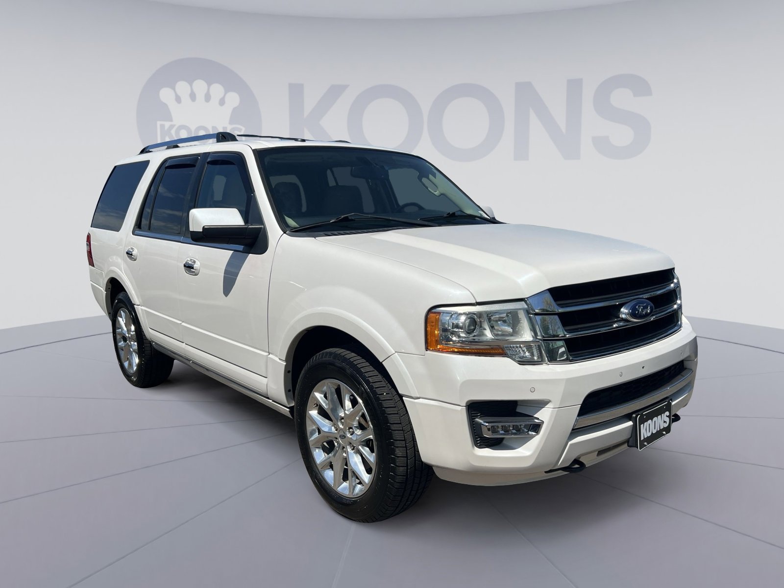 Used 2015 Ford Expedition Limited w/ Equipment Group 301A image 2