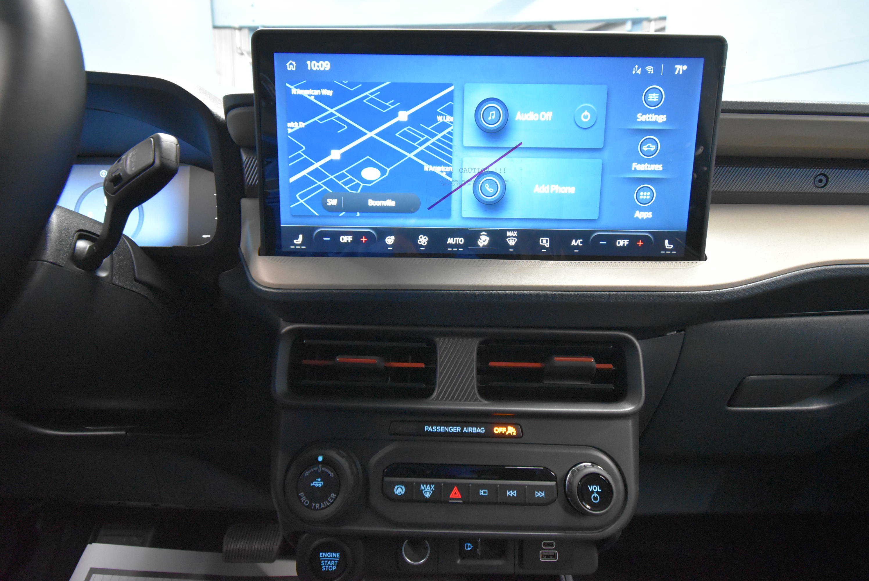 New 2026 Ford Maverick Lariat w/ 4K Tow Package AWD/4WD image 15