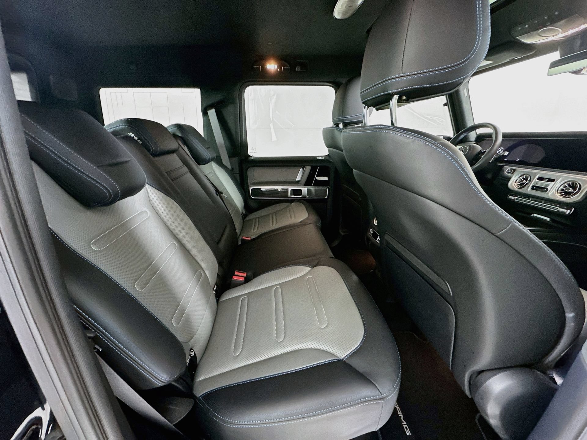 Used 2025 Mercedes-Benz G 580 w/ EQ Technology image 30