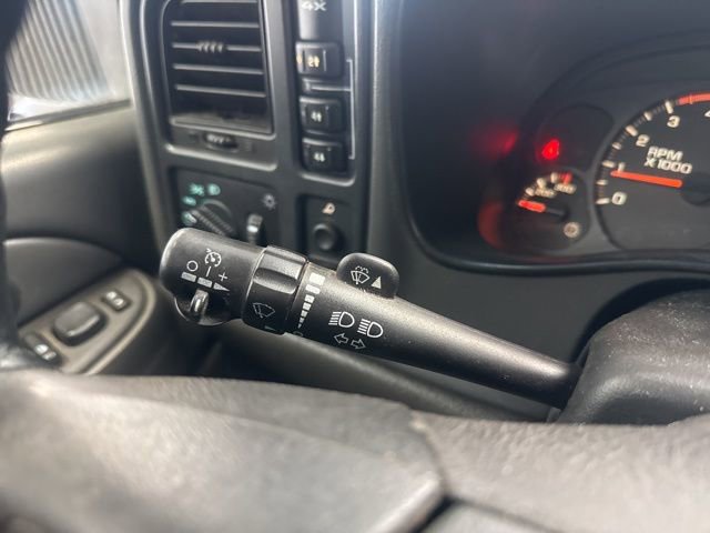 Used 2005 Chevrolet Silverado 3500 LT w/ Heavy-Duty Power Package image 39