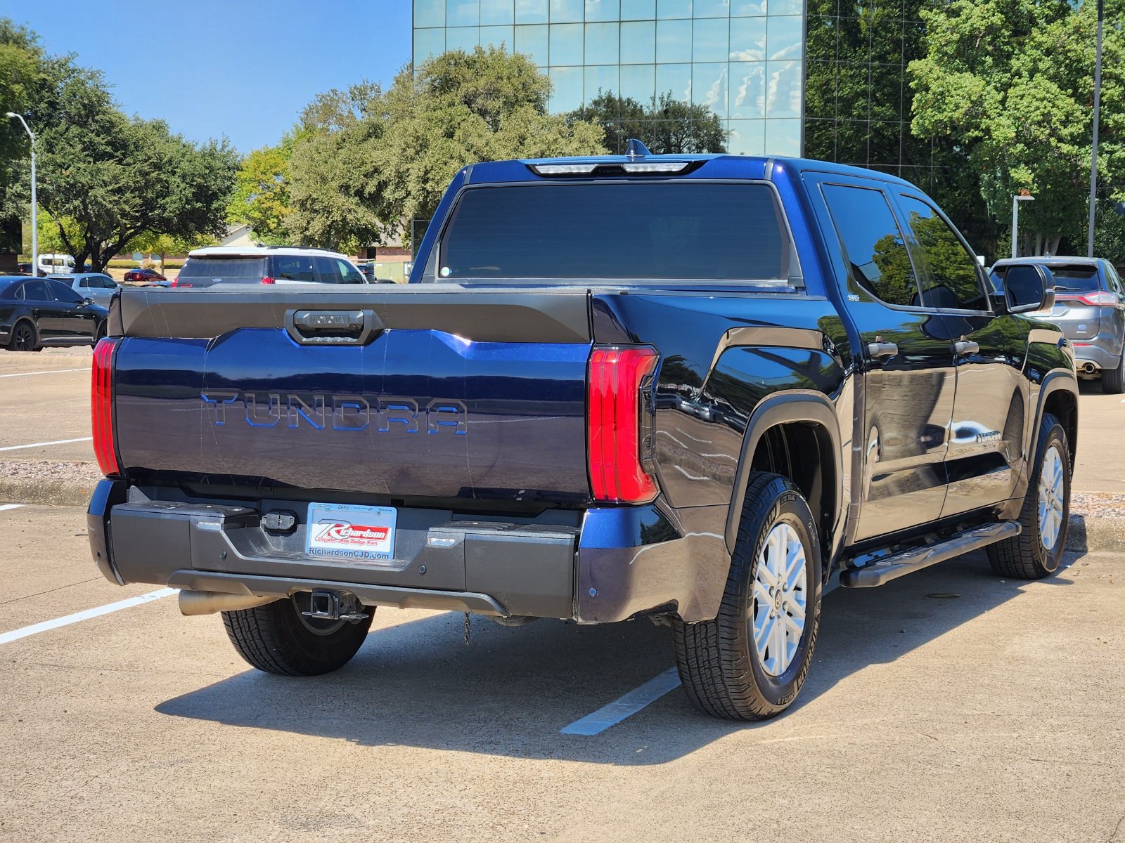 Used 2022 Toyota Tundra SR5 w/ Convenience Package RWD image 6