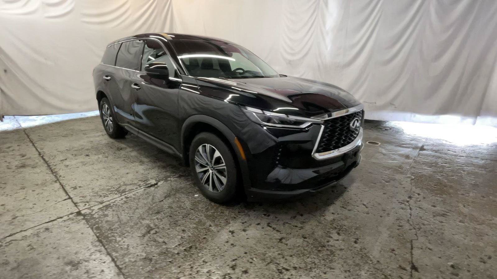 Used 2025 INFINITI QX60 Pure AWD/4WD image 2