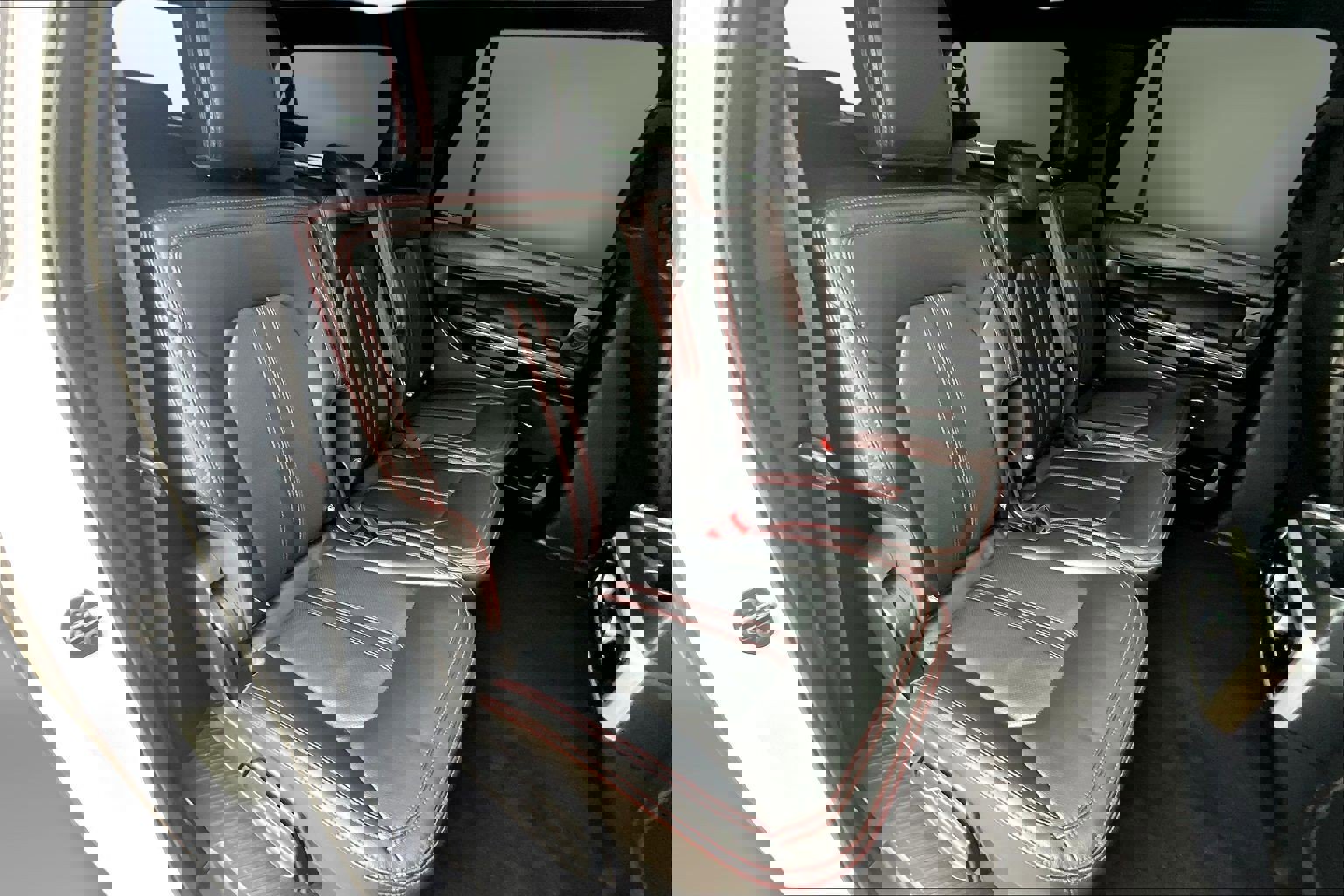 Used 2022 Ford Expedition Max Limited image 17