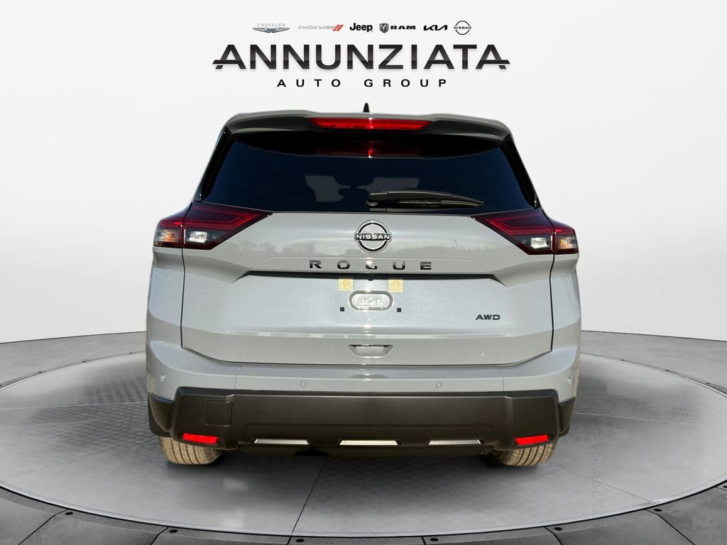 New 2026 Nissan Rogue Dark Armor image 4